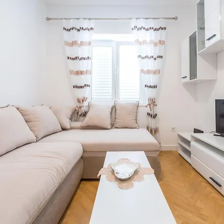 Lucija - Two Bedroom With Balcony And Sea View * 杜布罗夫尼克