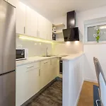 Lucija - Two Bedroom With Balcony And Sea View דירה *
