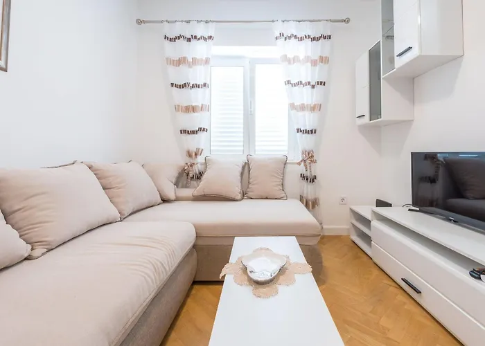 Lucija - Two Bedroom With Balcony And Sea View * Dubrovnik
