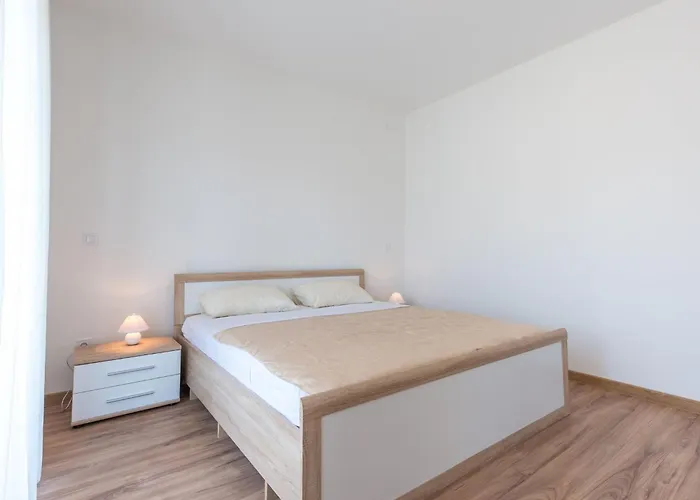 Lucija - Two Bedroom With Balcony And Sea View Dubrovnik